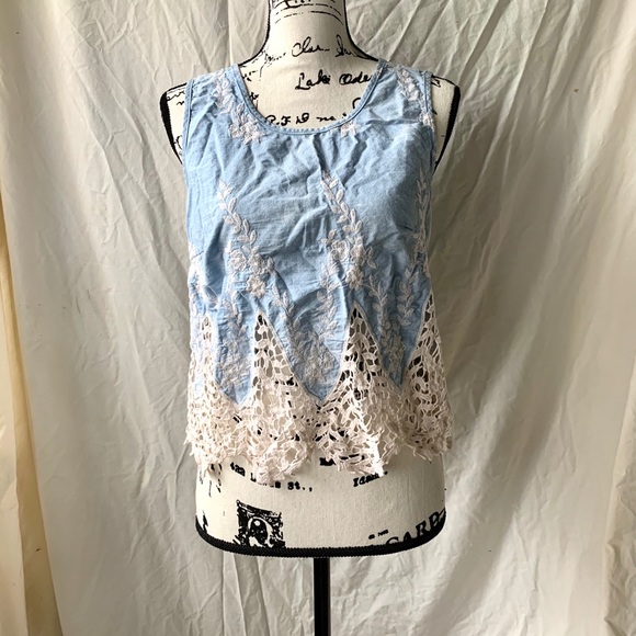 a'gaci Tops - Embroidered Tank Top